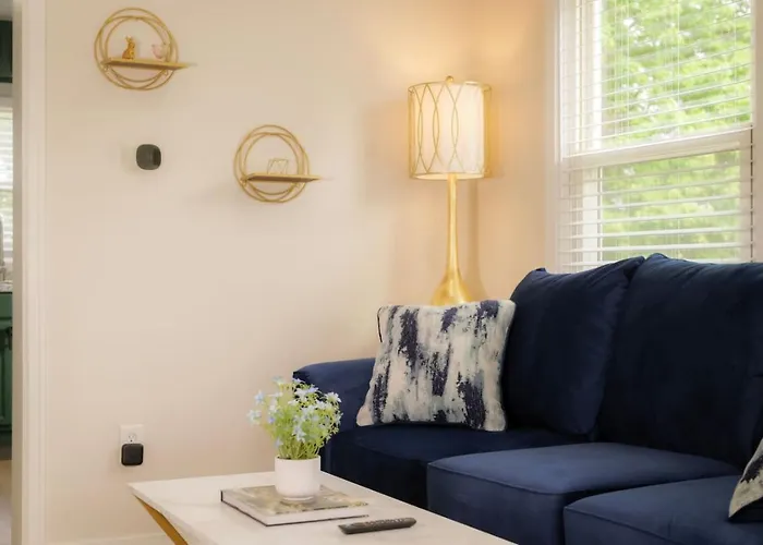 Holiday home Heights Haven On Paris - 2bd Peoria Heights
