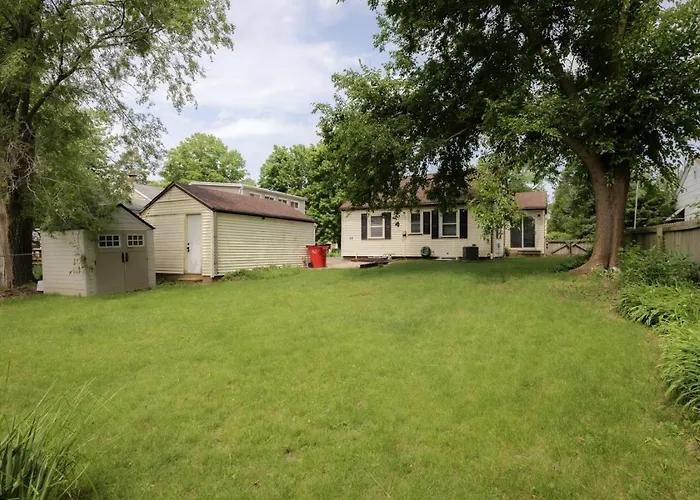 Holiday home Heights Haven On Paris - 2bd Peoria Heights